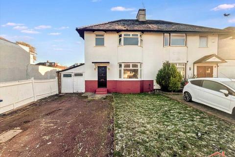 3 bedroom semi-detached house for sale, Elmgate Gardens, Edgware