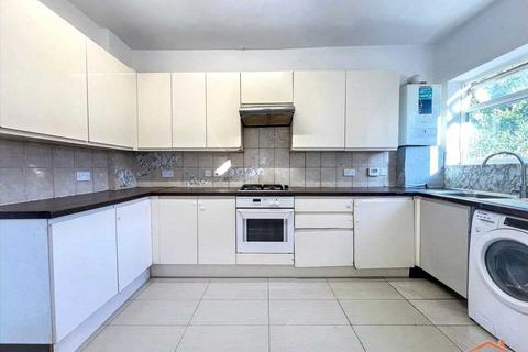 3 bedroom semi-detached house for sale, Elmgate Gardens, Edgware