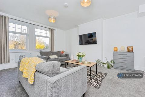 4 bedroom flat to rent, West Didsbury, Manchester, M20