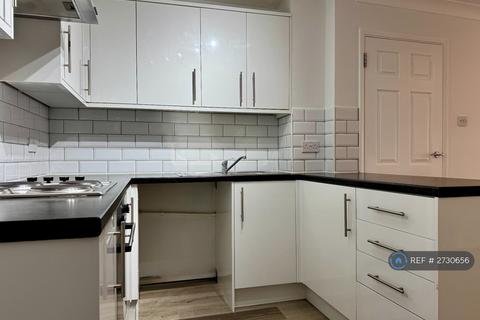 1 bedroom flat to rent, London Road, Patcham, Brighton, BN1