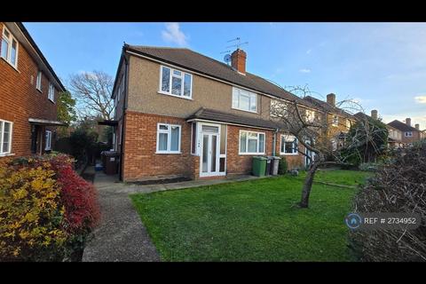 undefined, Ardrossan Gardens, Worcester Park, KT4