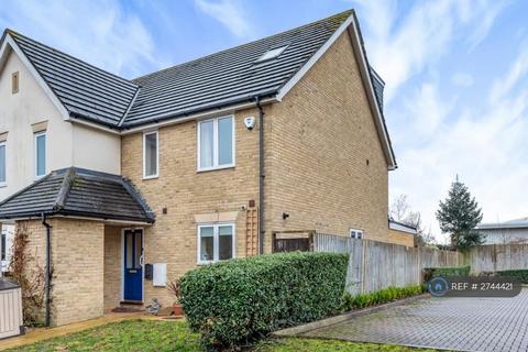 4 bedroom terraced house to rent, Oakey Drive, Wokingham, RG40