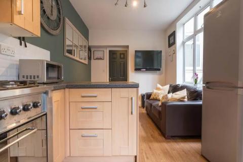 5 bedroom house to rent, Angus Street, Roath, Cardiff