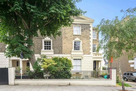 3 bedroom flat to rent, Leighton Road, London NW5