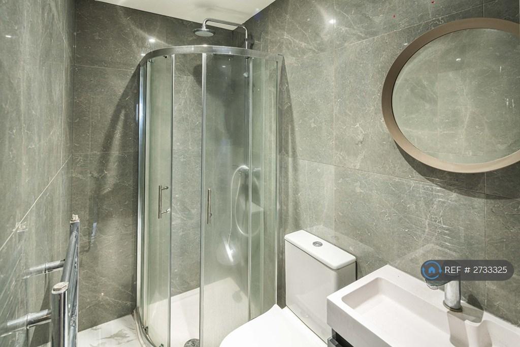 En-Suite 5