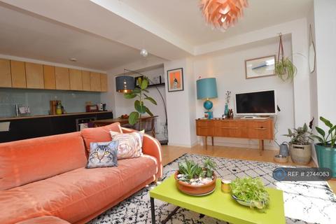 1 bedroom flat to rent, The Avenue, Leeds, LS9