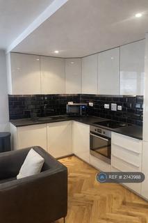 1 bedroom in a flat share to rent, Colton Square, Leicester, LE1
