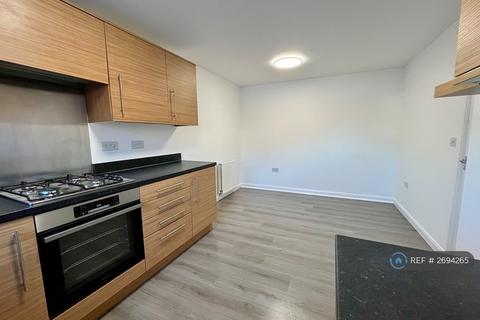 3 bedroom end of terrace house to rent, Aspenwood Close, Walton Le Dale, Preston, PR5