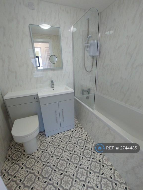 Immaculate Bathroom!