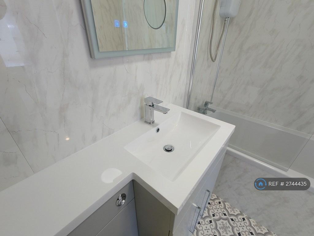 Integrated Basin &amp; Countertop