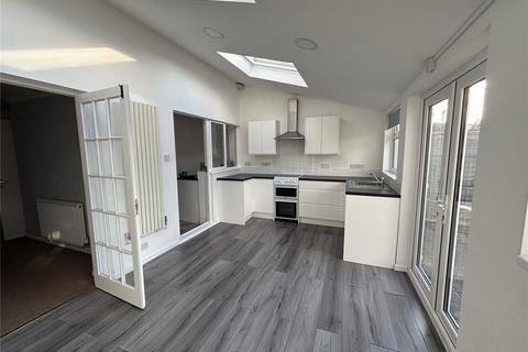 3 bedroom terraced house to rent, Charles Avenue, Stoke Gifford, Bristol, BS34