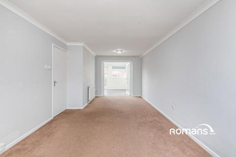 3 bedroom terraced house to rent, Charles Avenue, Stoke Gifford, Bristol, BS34