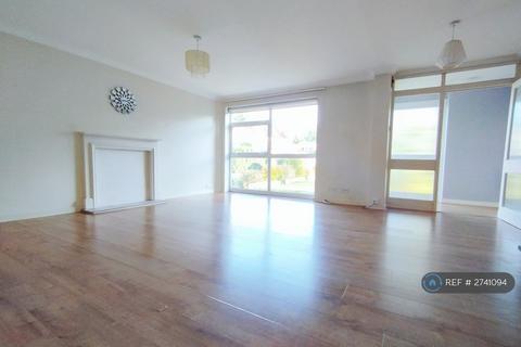 3 bedroom terraced house to rent, Netherby Park, Weybridge, KT13