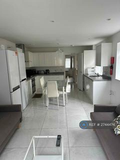 5 bedroom semi-detached house to rent, London Road, Oxford, OX3