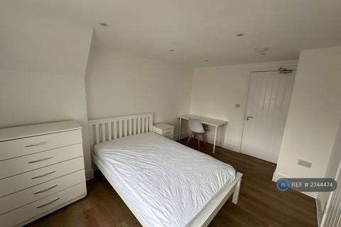 1 bedroom in a house share to rent, London Road, Oxford, OX3