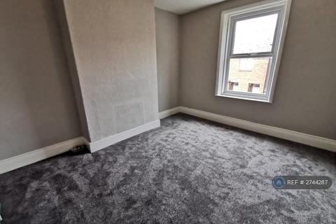 3 bedroom flat to rent, Addison Street, North Shields, NE29