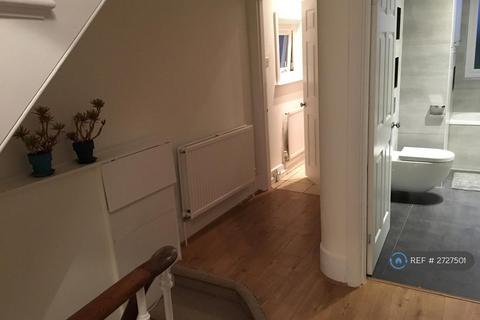 undefined, Ranelagh Road, London, W5