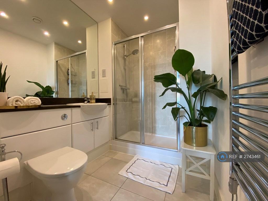 Master Ensuite