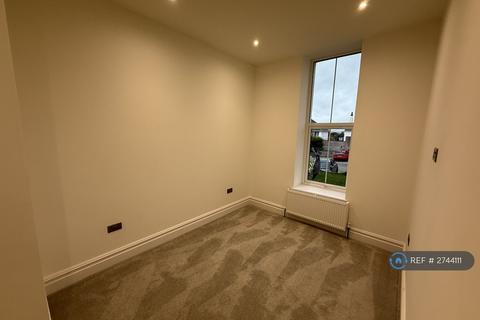 2 bedroom flat to rent, Ashton Lea, Torquay, TQ1