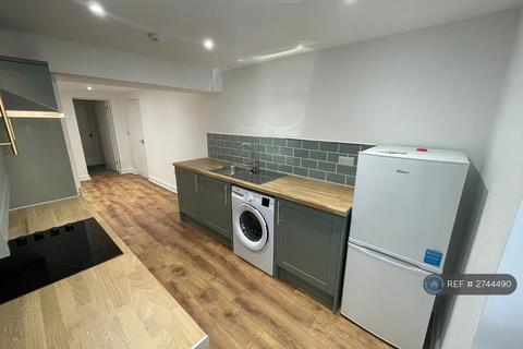 1 bedroom flat to rent, The Whitehouse, Cannock, WS11