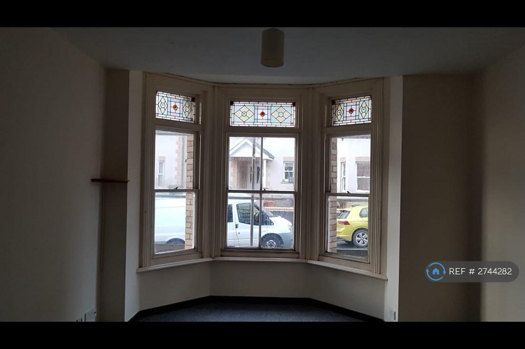 Bay Window In Bedroom