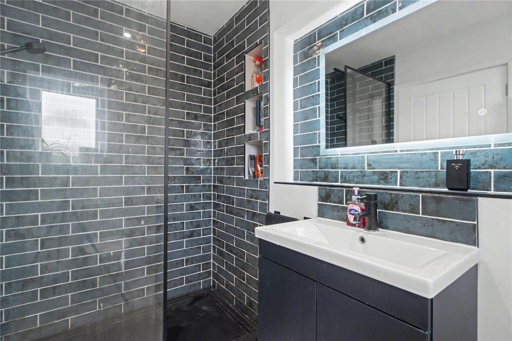 Ensuite