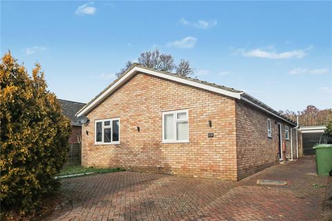 3 bedroom bungalow for sale - Cawstons Meadow, Poringland, Norwich, Norfolk, NR14