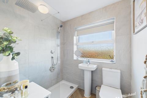 3 bedroom semi-detached house for sale, Ashford Close, Aylesbury