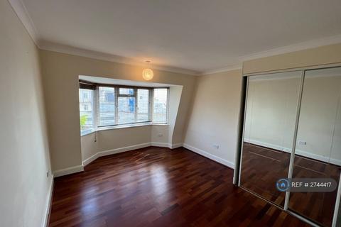 3 bedroom flat to rent, Exeter Park Mansions, Bournemouth, BH2
