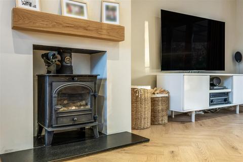 undefined, Nuthatch Close, Rowlands Castle