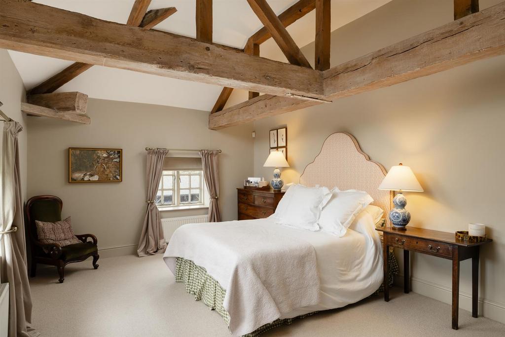Principal Bedroom Suite