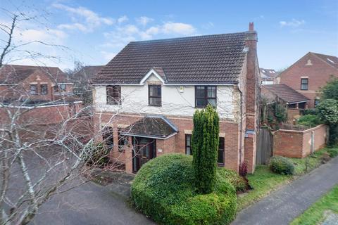 4 bedroom detached house for sale, Boyce Crescent, Milton Keynes MK7