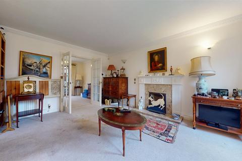 4 bedroom detached house for sale, Boyce Crescent, Milton Keynes MK7