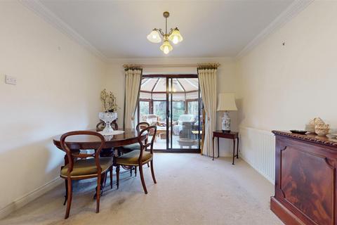 4 bedroom detached house for sale, Boyce Crescent, Milton Keynes MK7