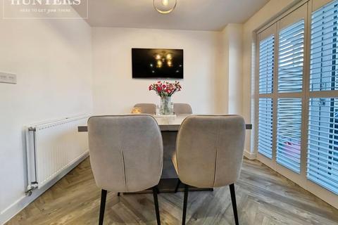 4 bedroom semi-detached house for sale, Skylark Close, Birdwell, Barnsley