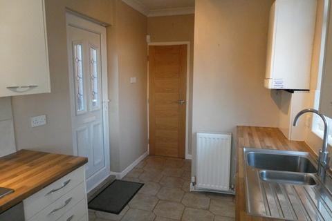 3 bedroom semi-detached house to rent, Melbourne Road, Doncaster, DN4