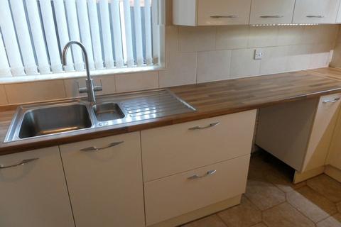 3 bedroom semi-detached house to rent, Melbourne Road, Doncaster, DN4