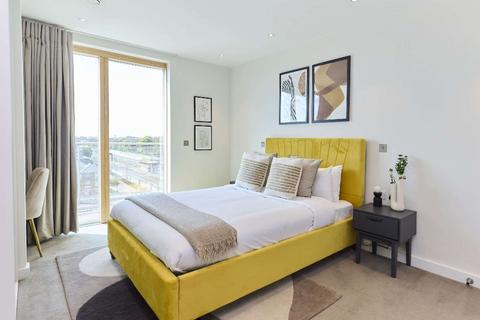 2 bedroom flat to rent, Salusbury Road, London, NW6
