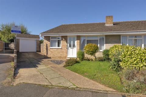 3 bedroom bungalow for sale, Froyle Close, Maidstone ME16