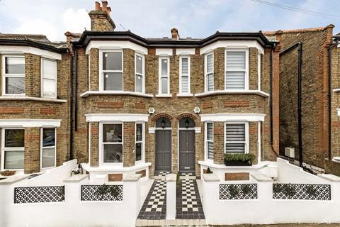3 bedroom semi-detached house to rent, Warwick Grove, Surbiton KT5