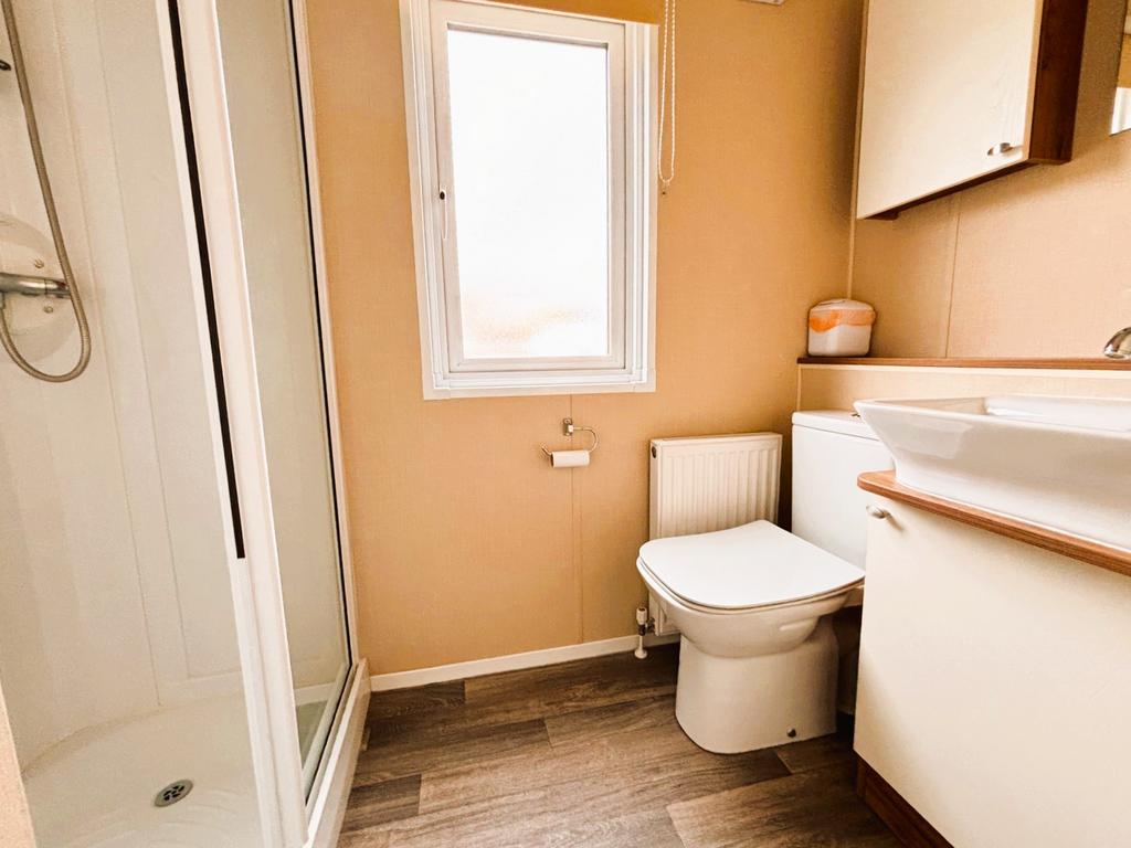 En suite shower room