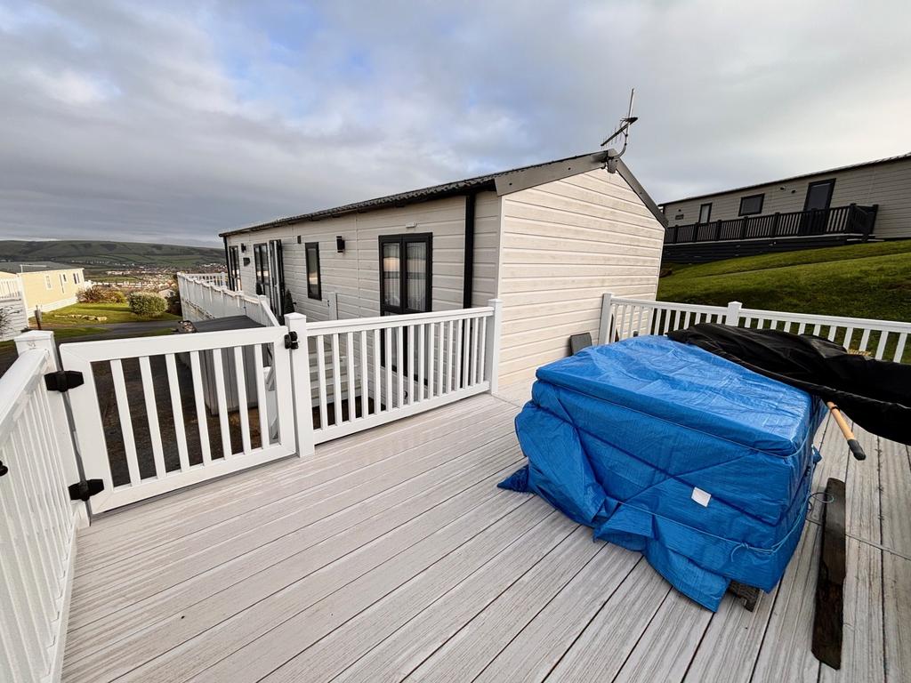 Rear deck