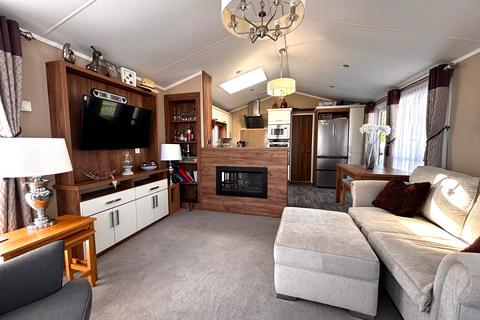 2 bedroom holiday park home for sale, Panorama Road, Swanage BH19