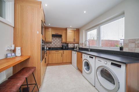 undefined, Garland Close, Old Town, Hemel Hempstead, Hertfordshire, HP2 5HU