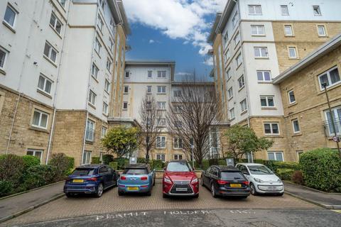 2 bedroom flat to rent, Pilrig Heights, Edinburgh,