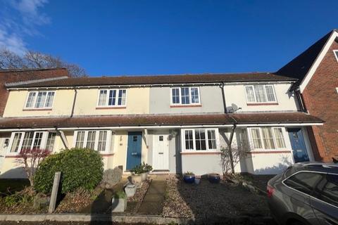 2 bedroom semi-detached house to rent, The Bartletts, Hamble