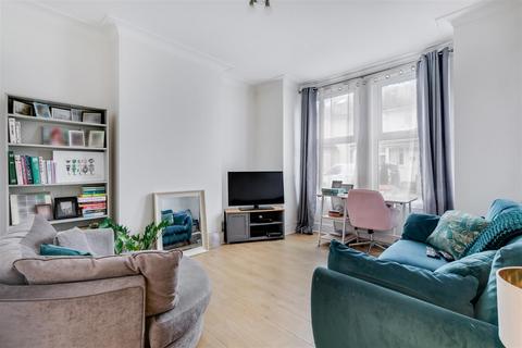 1 bedroom flat to rent, Boundary Road, Colliers Wood SW19