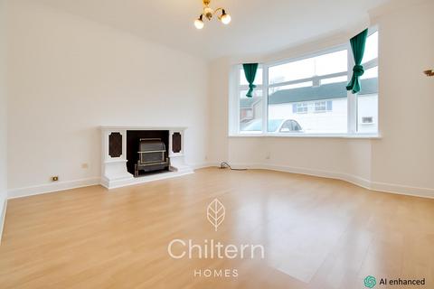 2 bedroom house to rent, Alder Crescent, Luton LU3
