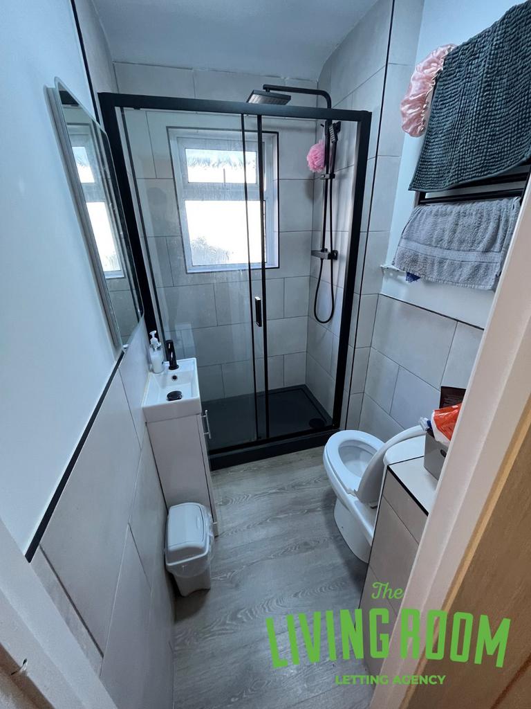 Bath 3b