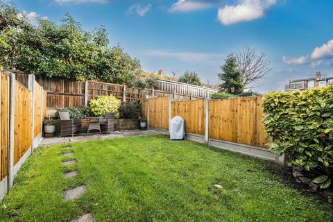4 bedroom terraced house for sale, Athelstan Road, Folkestone, CT19